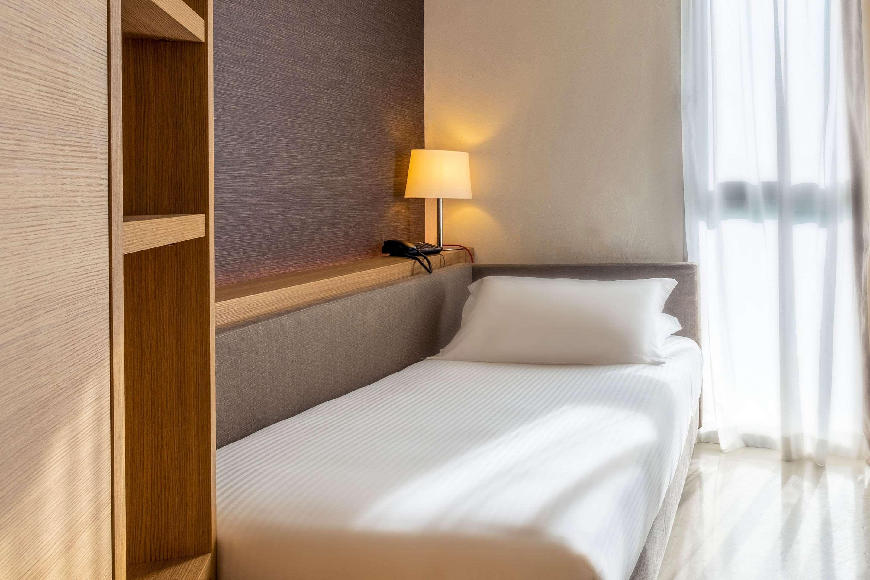 Hsm Hotel San Martino Garbagnate Monastero Екстер'єр фото